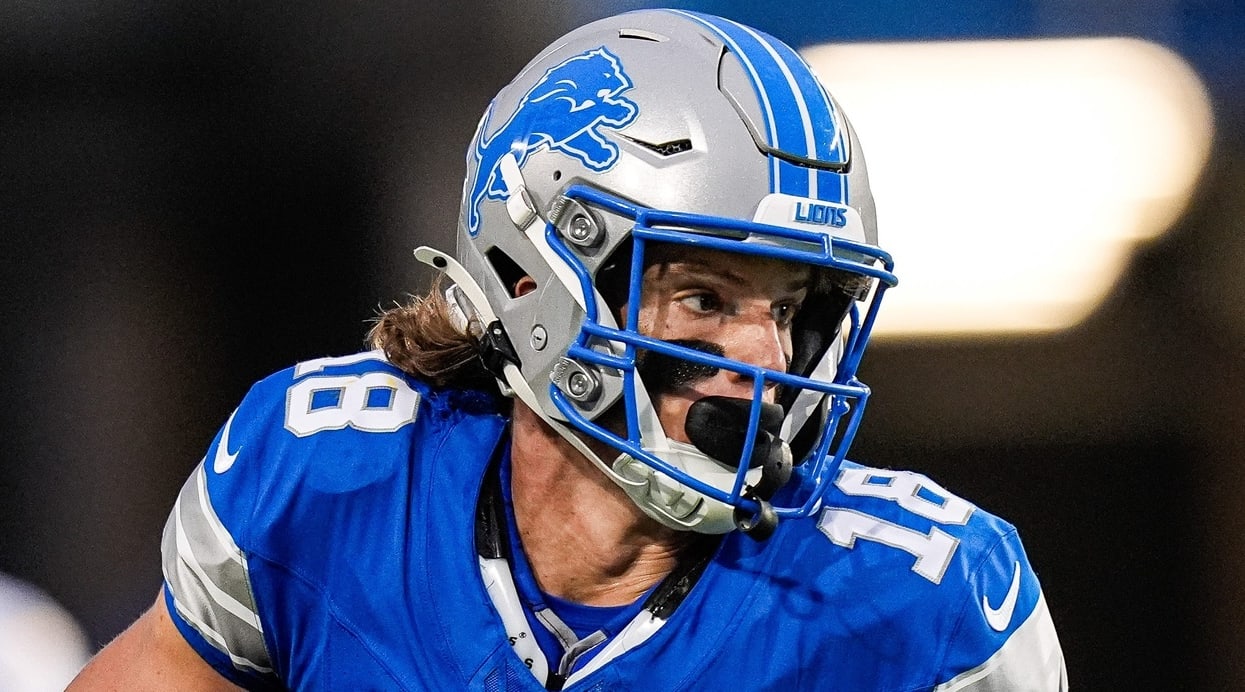 NFL Pick'Em Today: PrizePicks Plays for Week 14 - Thursday Night Football