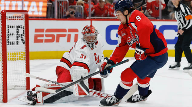 NHL DFS: DraftKings Plays and Strategy for Sunday, January 11