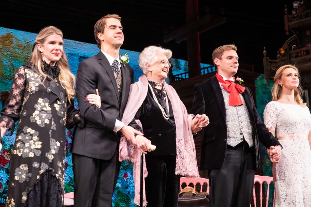 The IMPORTANCE OF BEING EARNEST cast holds hands during the curtain call. Photo by Evan Zimmerman.