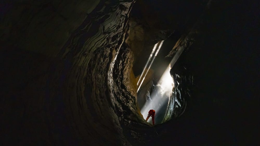 Krem Umladaw: Journey to the Centre of the Earth