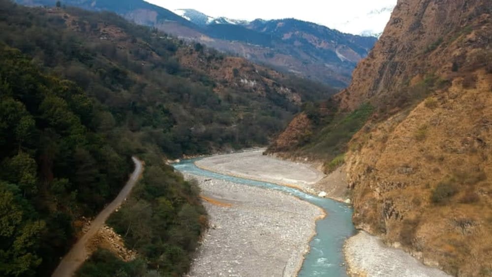 The Fragile Gori Basin