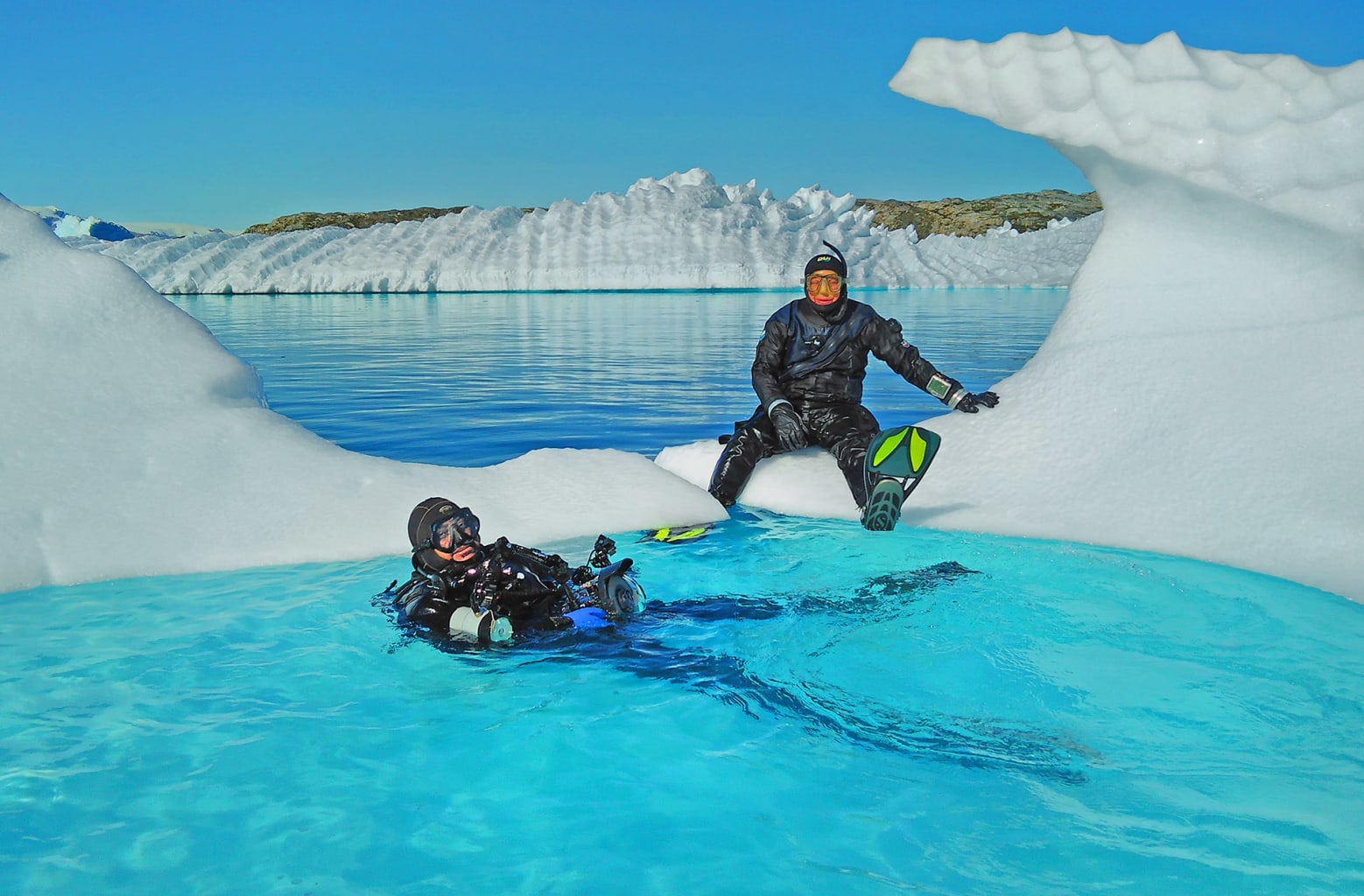 To dive into the frigid waters of the Arctic, divers need to wear heavy thermals, wetsuits, gloves, and headgear. Even with these additions, swimming in these waters is tricky due to the combination of sea ice and freshwater ice, which have different densities, and impact buoyancy in their vicinity. Plus, with the ice almost always moving, navigation is harder.