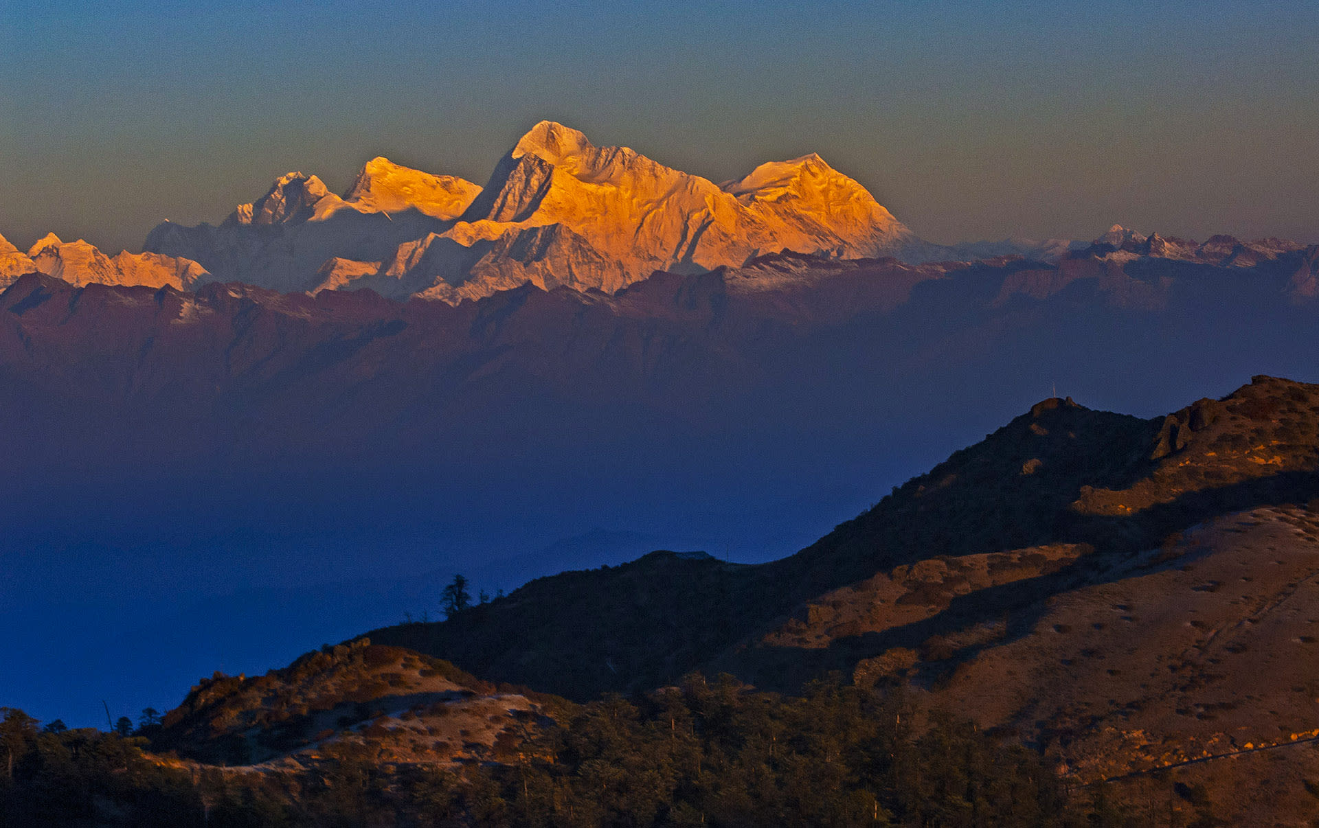 The Misty Mountains of Singalila