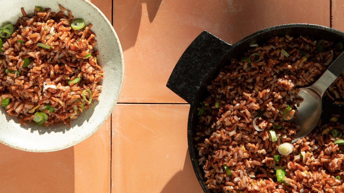 Red rice with ginger &amp; lemon