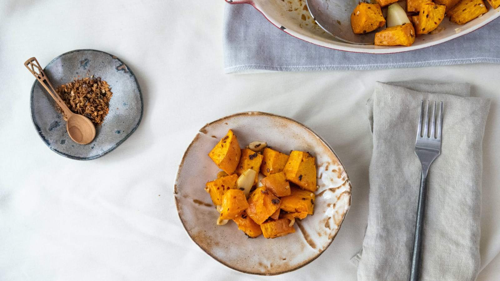 Roasted Sweet Potatoes with Peanuts