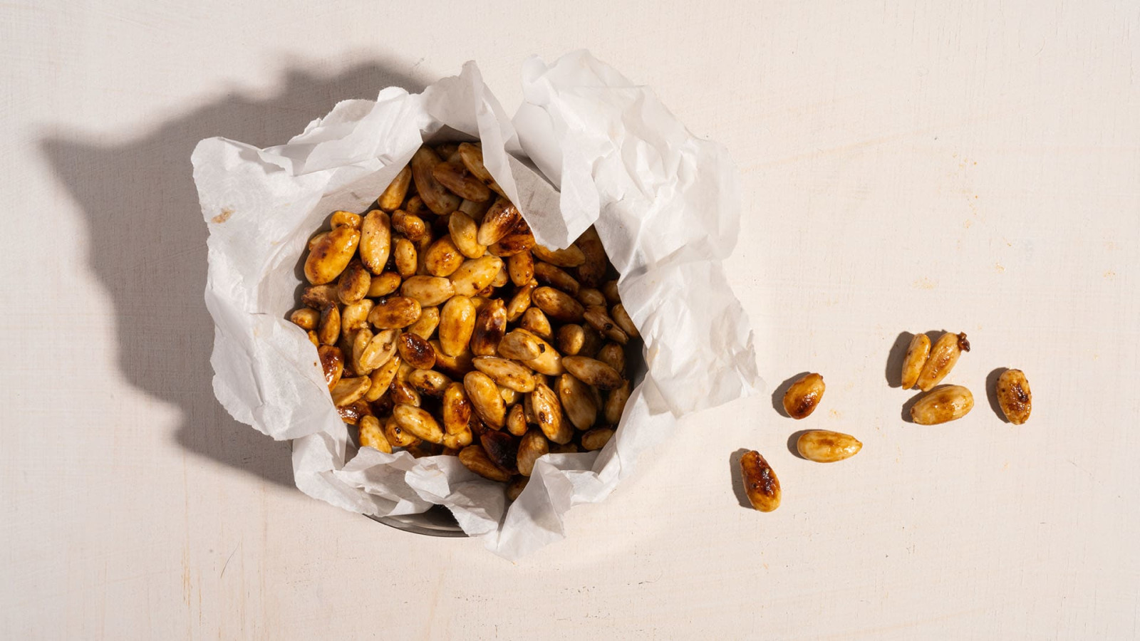 Spicy Almonds