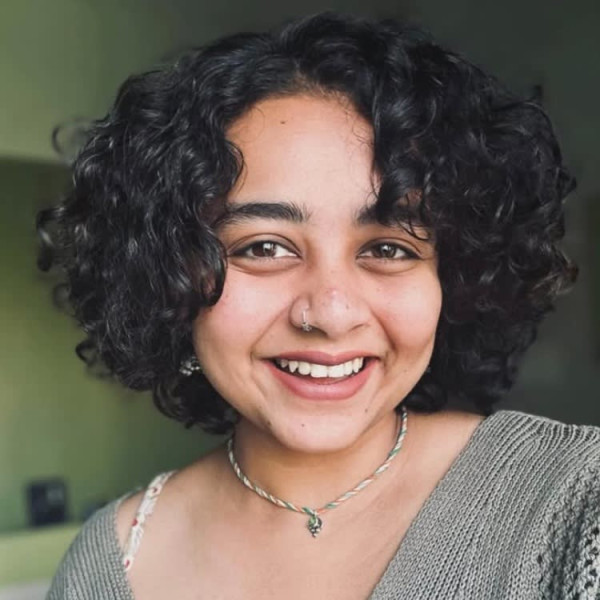  Gayatri Jawali