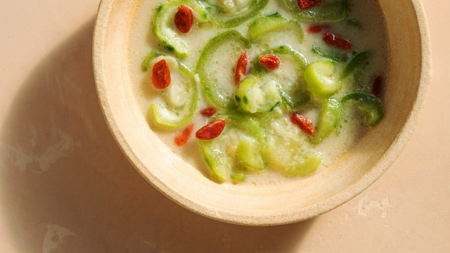 Luffa with Soy Milk