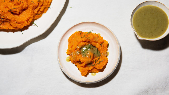 Mashed Sweet Potatoes with Fennel Gravy