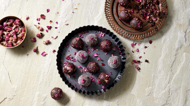 Raw Almond Rose Laddus