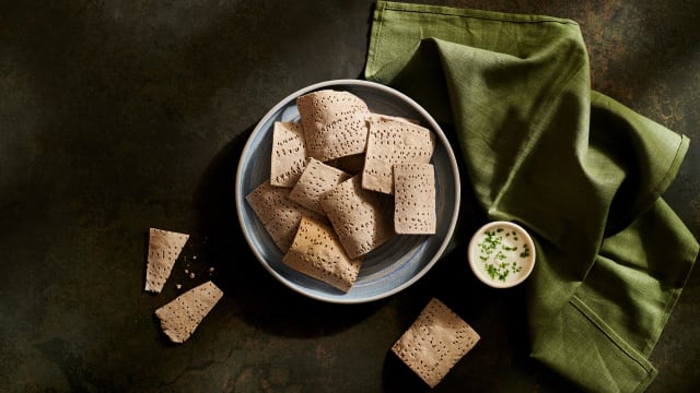 Baingan Bharta Crackers