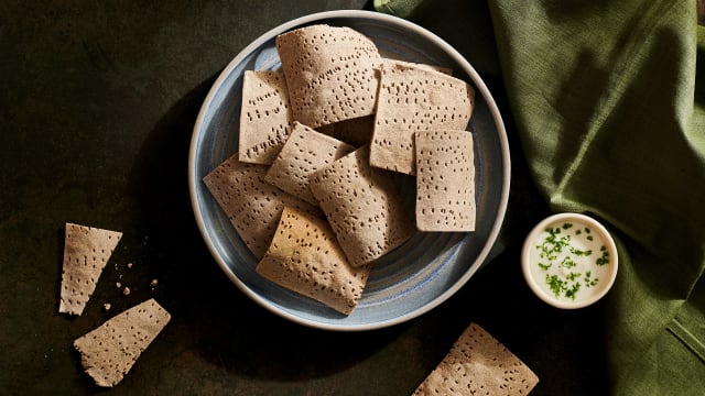 Baingan Bharta Crackers