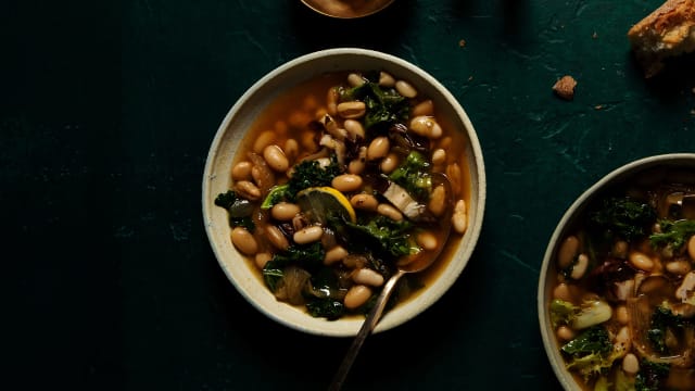 White Bean & Onion Soup