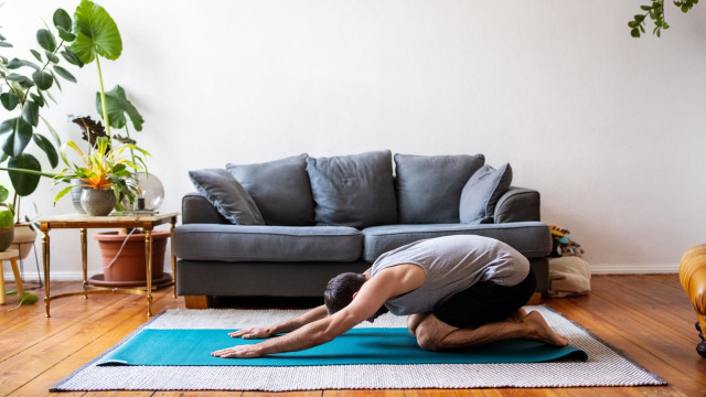 Yoga to Unwind Holiday Stress