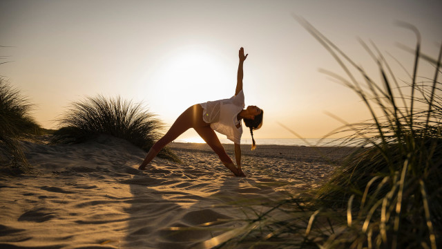 Triangle Pose for Spinal Strength