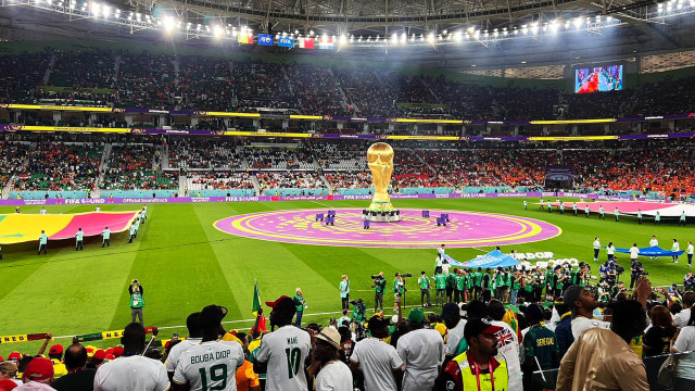 A Spectacular Start to Each Game at the World Cup