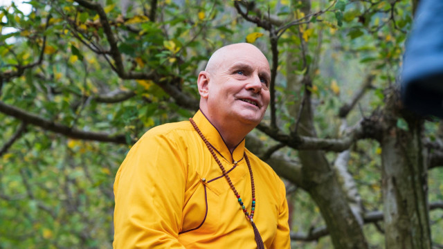 4 Practices to Open Your Heart