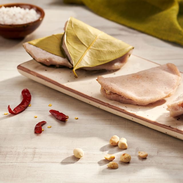 Steamed Pies in Jackfruit Leaves