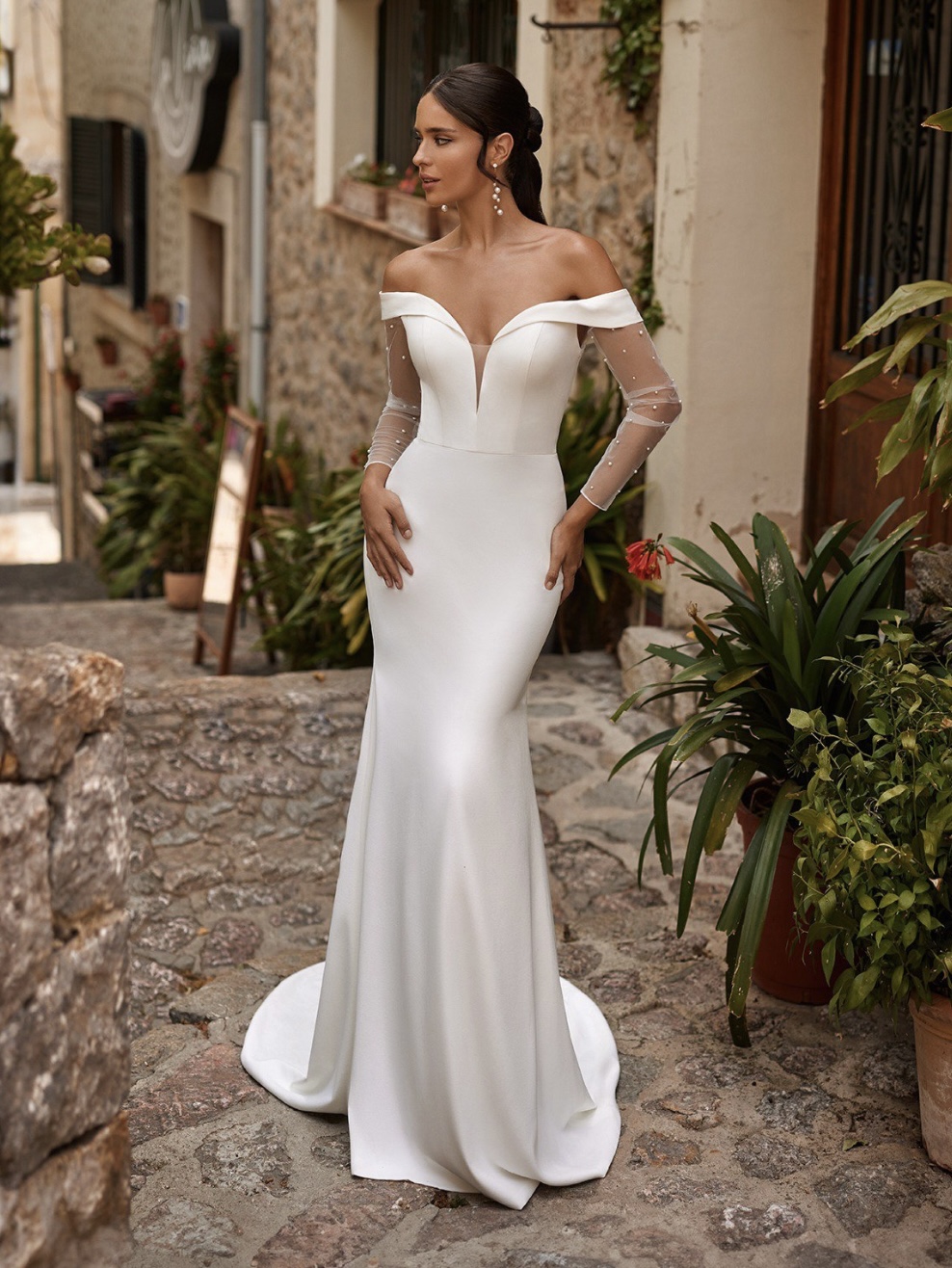 Val Stefani Cap Sleeve Crepe Wedding Dress Val Stefani Soft Tulle