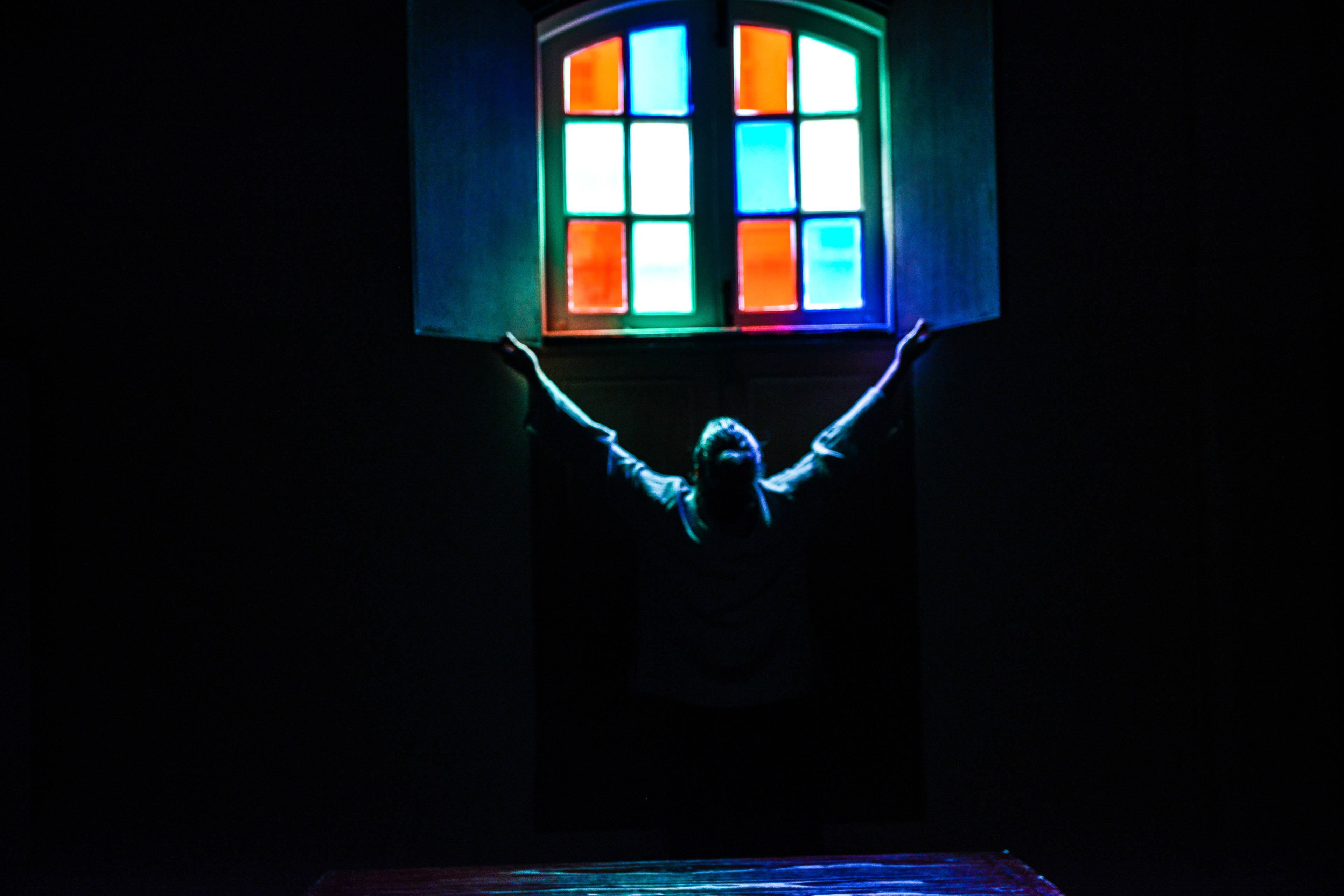 《牛奶與蜜糖》，製作：《《牛奶與蜜糖》》