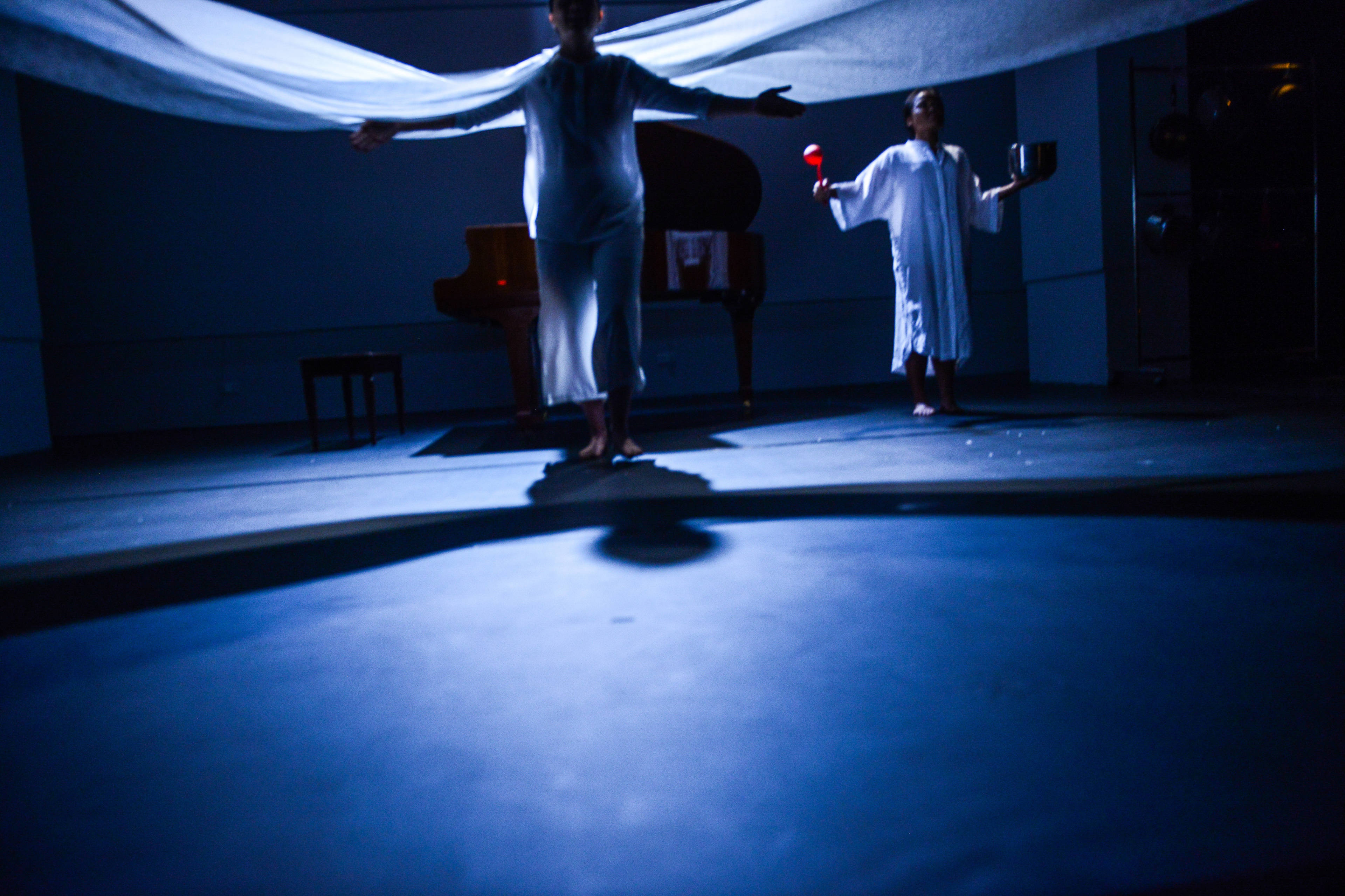 聆聽，上主，您拯救者的禱告，製作：《《不是女僕》》