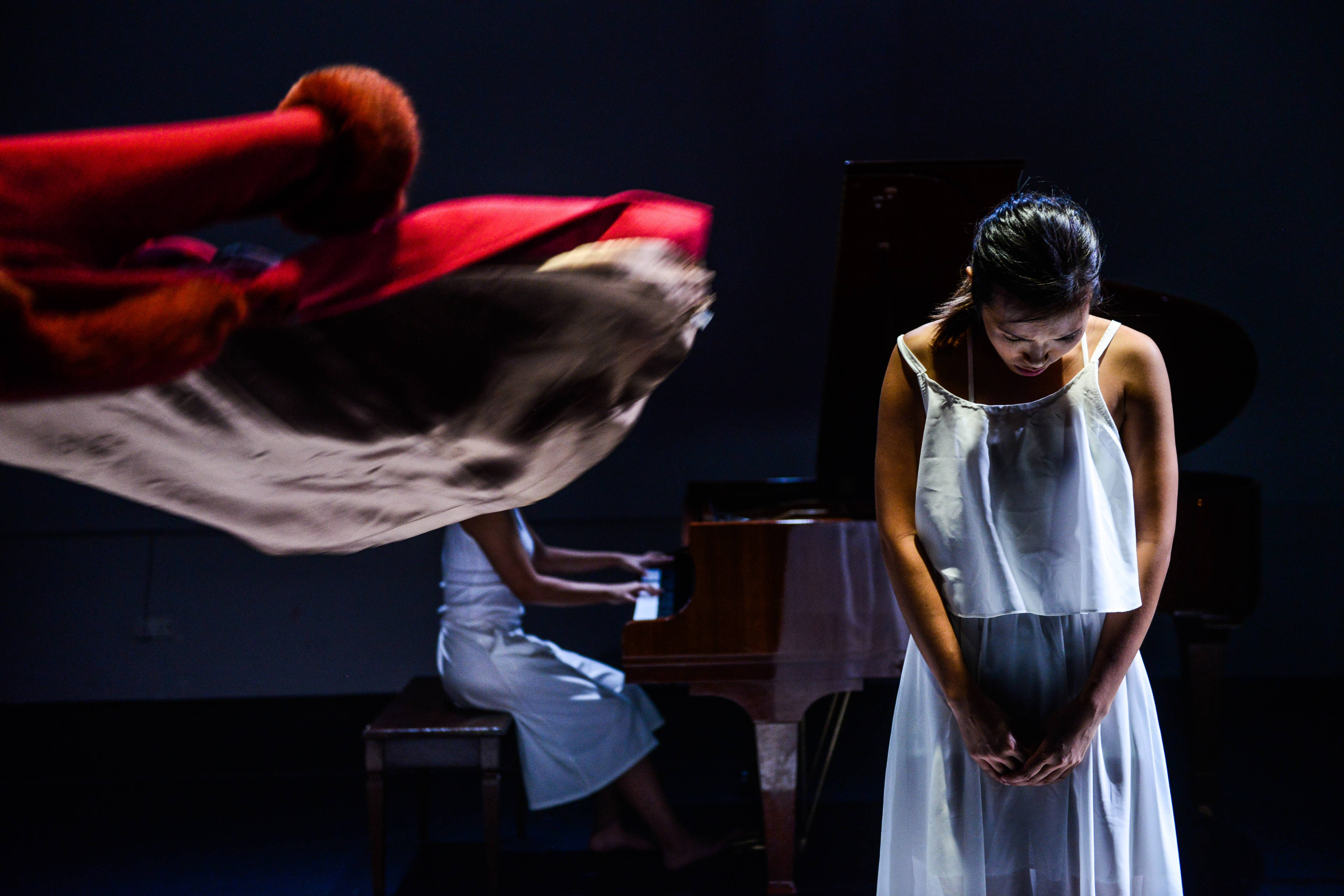 在史丹福監獄實驗中，被揀選進行實驗的，
是24名精神穩定及健康的大學生。，製作：《《不是女僕》》