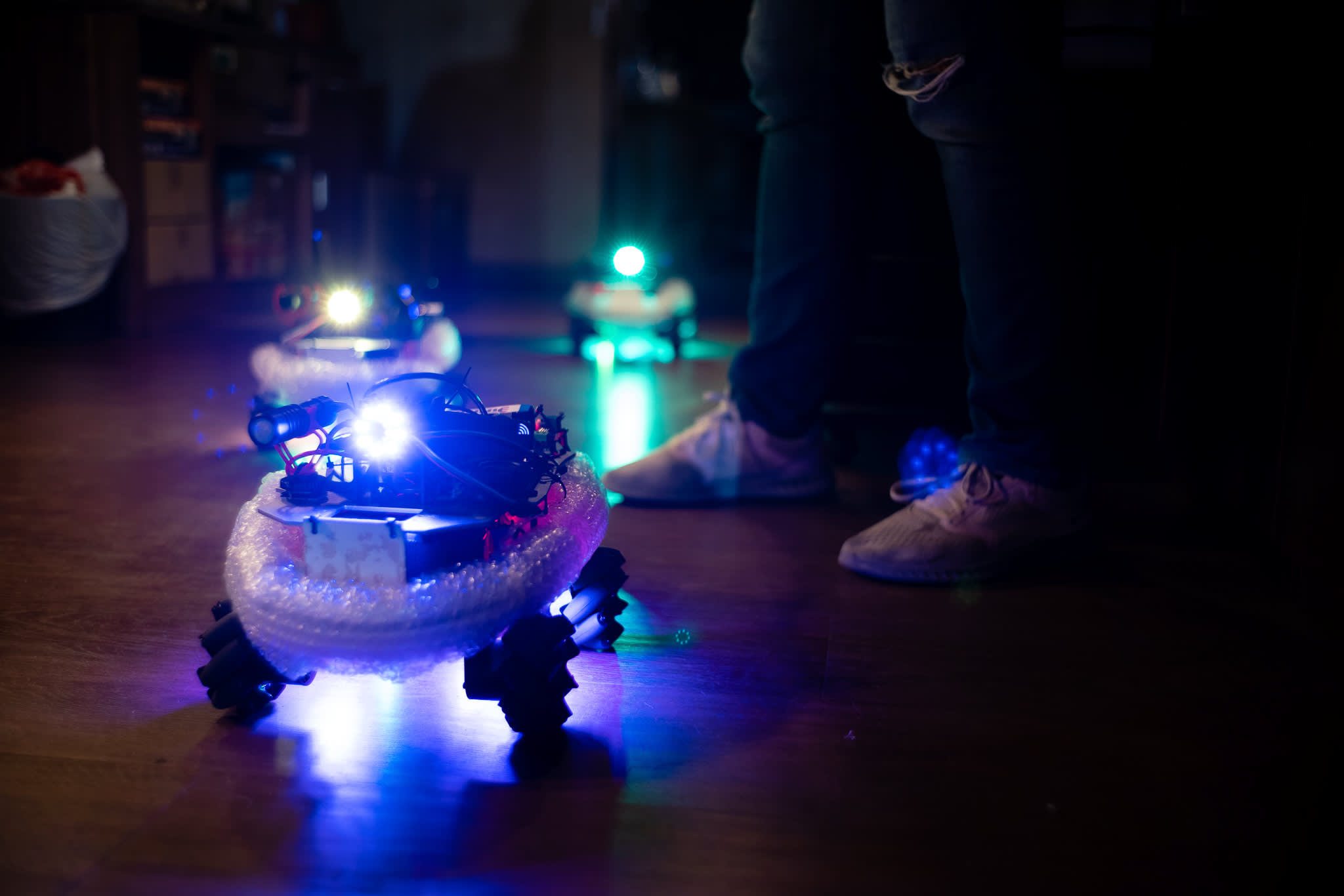 Through the kitchen – from Presence