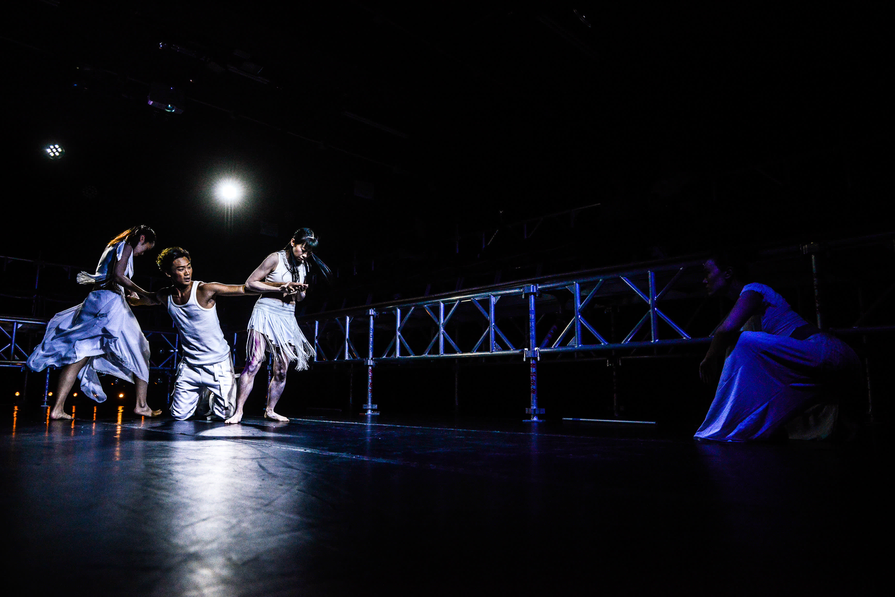 《行為淪喪》，製作：《《行為淪喪》》