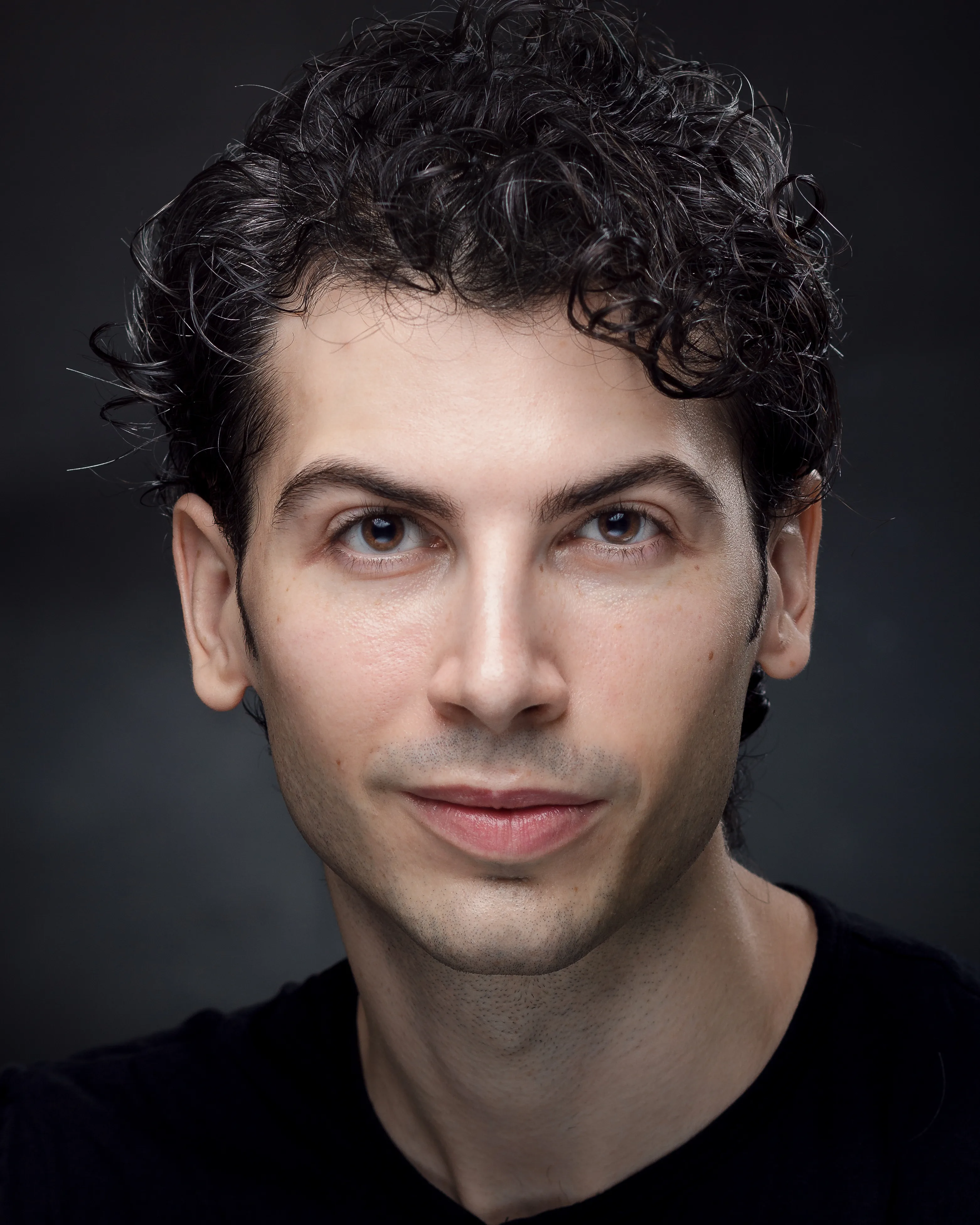 Ivor Houlker Actor's Headshot