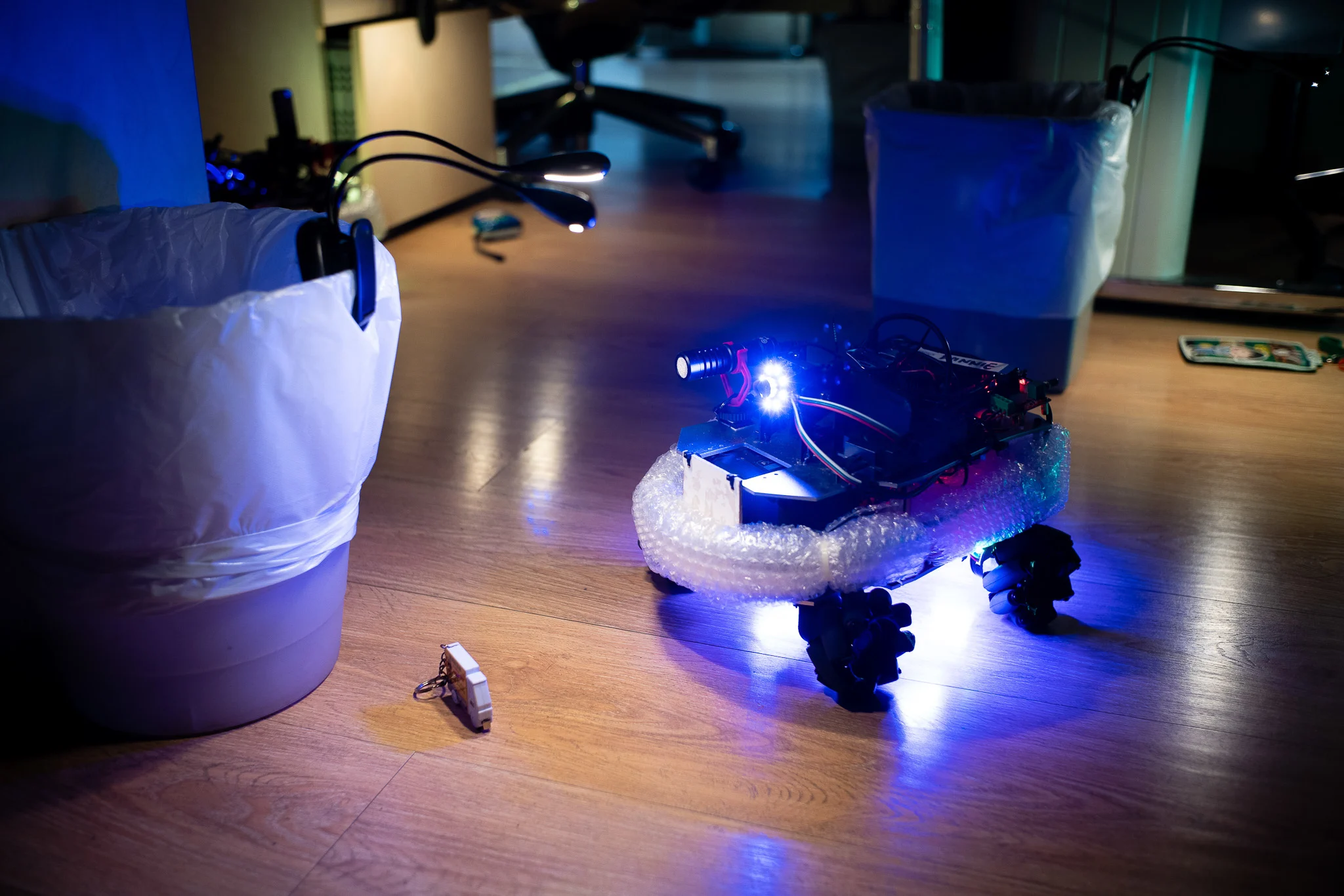 Finding objects in the office, a mini tape measure