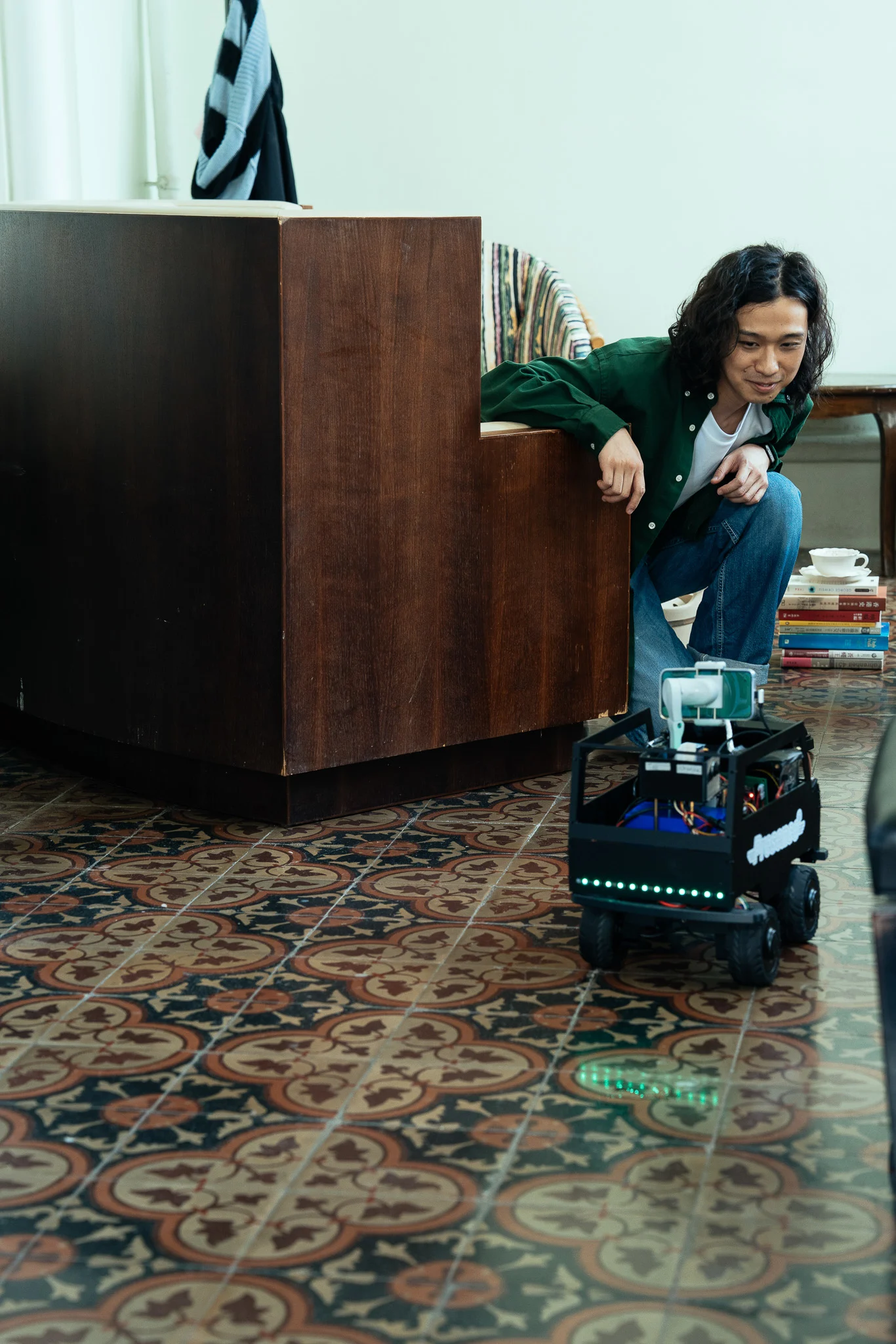 Sam is preparing for Tasseography but he needs some tea leaves. Do you have any? Give him some!