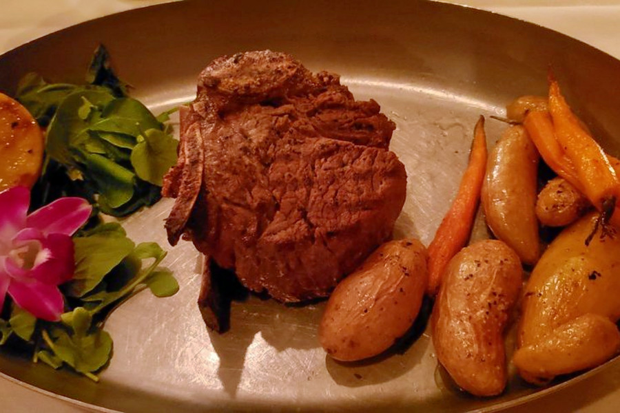 Norfolk's top 3 spots for steak to visit now