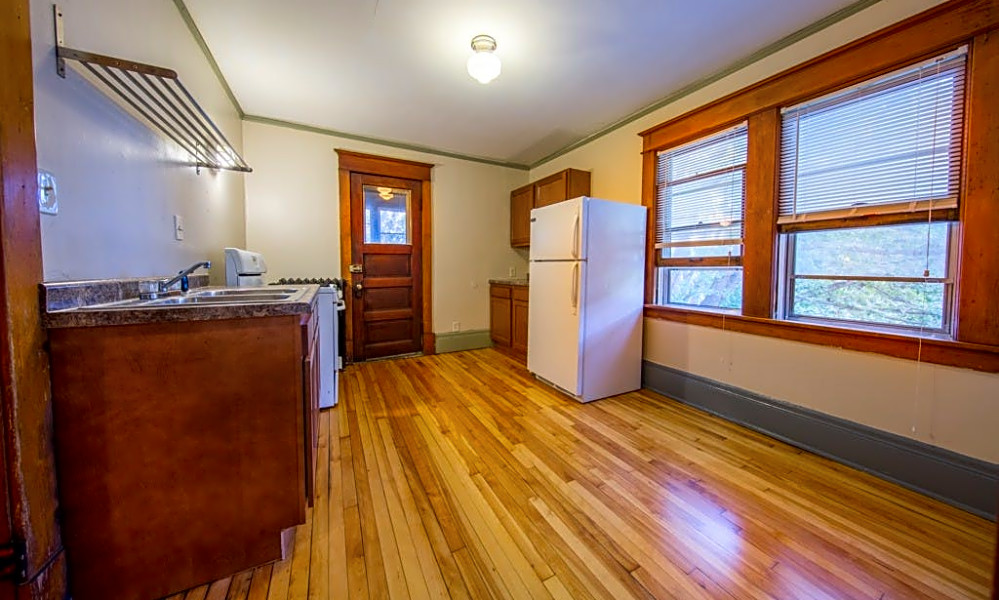 Renting in Saint Paul: What's the cheapest apartment available right