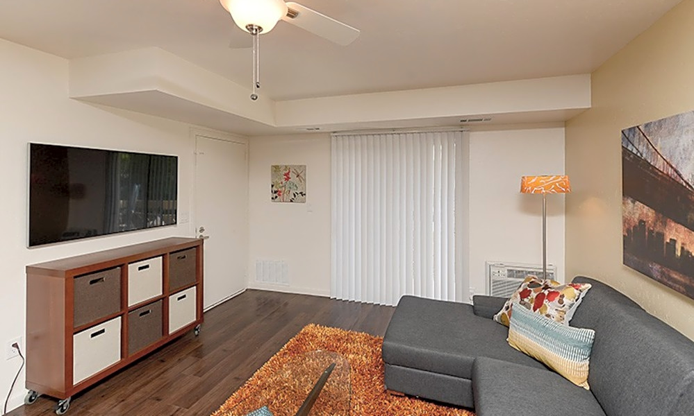 Apartments for rent in Aurora What will 1,100 get you?