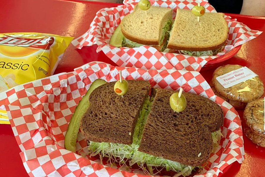 The 3 best spots to score sandwiches in Bakersfield