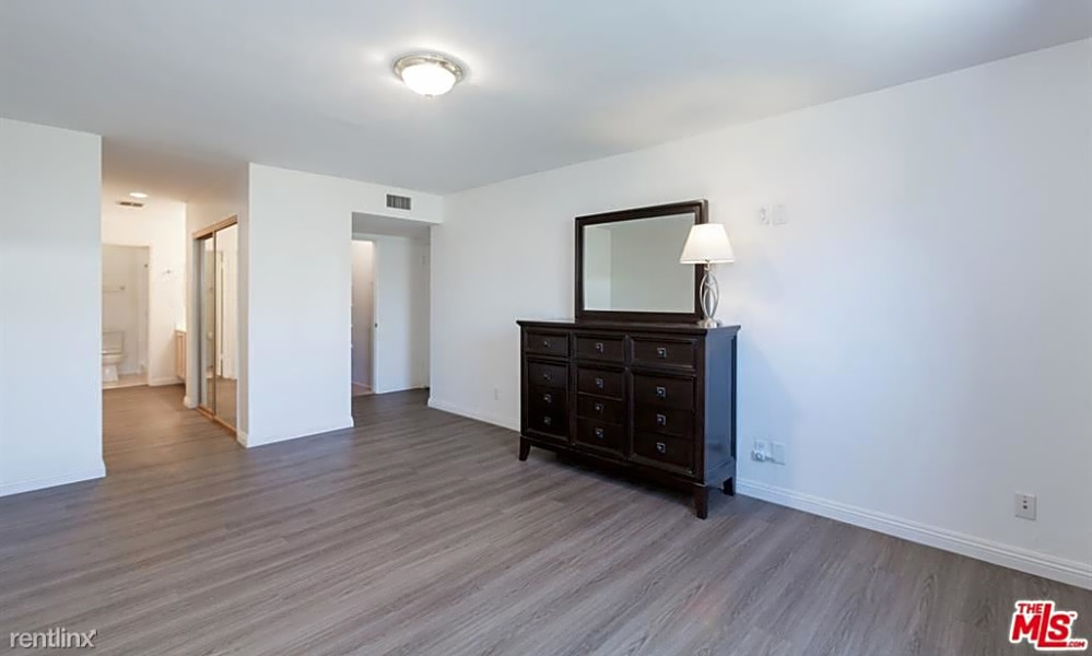 Apartments for rent in Los Angeles What will 3,900 get you?