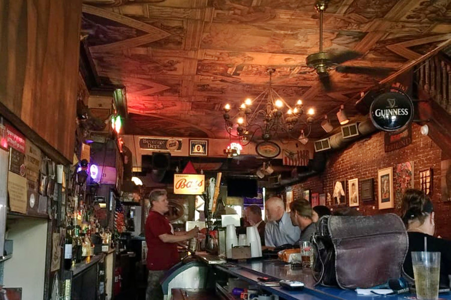 After Hours Baltimore S Top 5 Dive Bars Ranked Hoodline