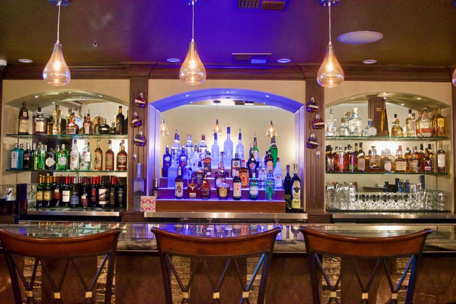 The 4 best cocktail bars in Fresno