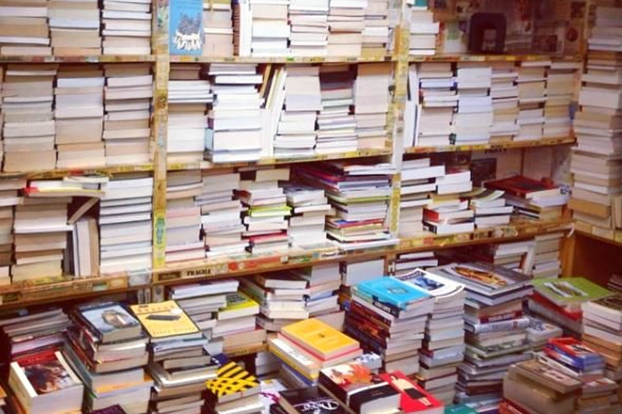 o Book Lovers Delight: The Best Bookstores In Cambridge