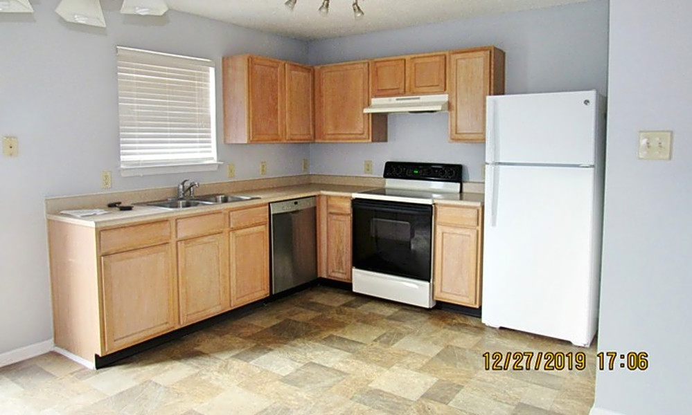 Budget apartments for rent in Southern Dunes, Indianapolis