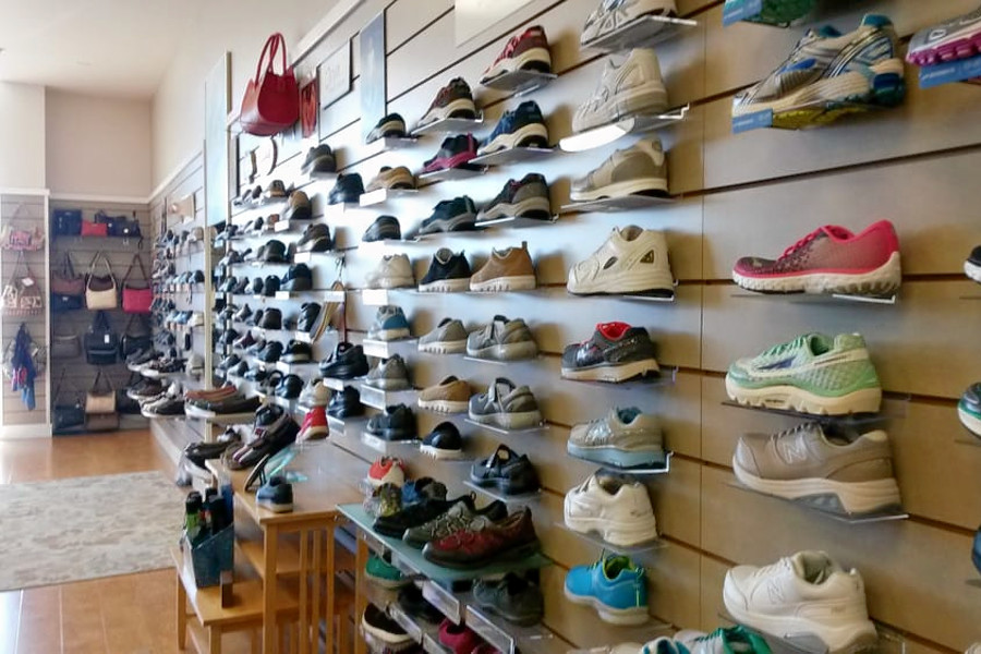 nearest shoe shop