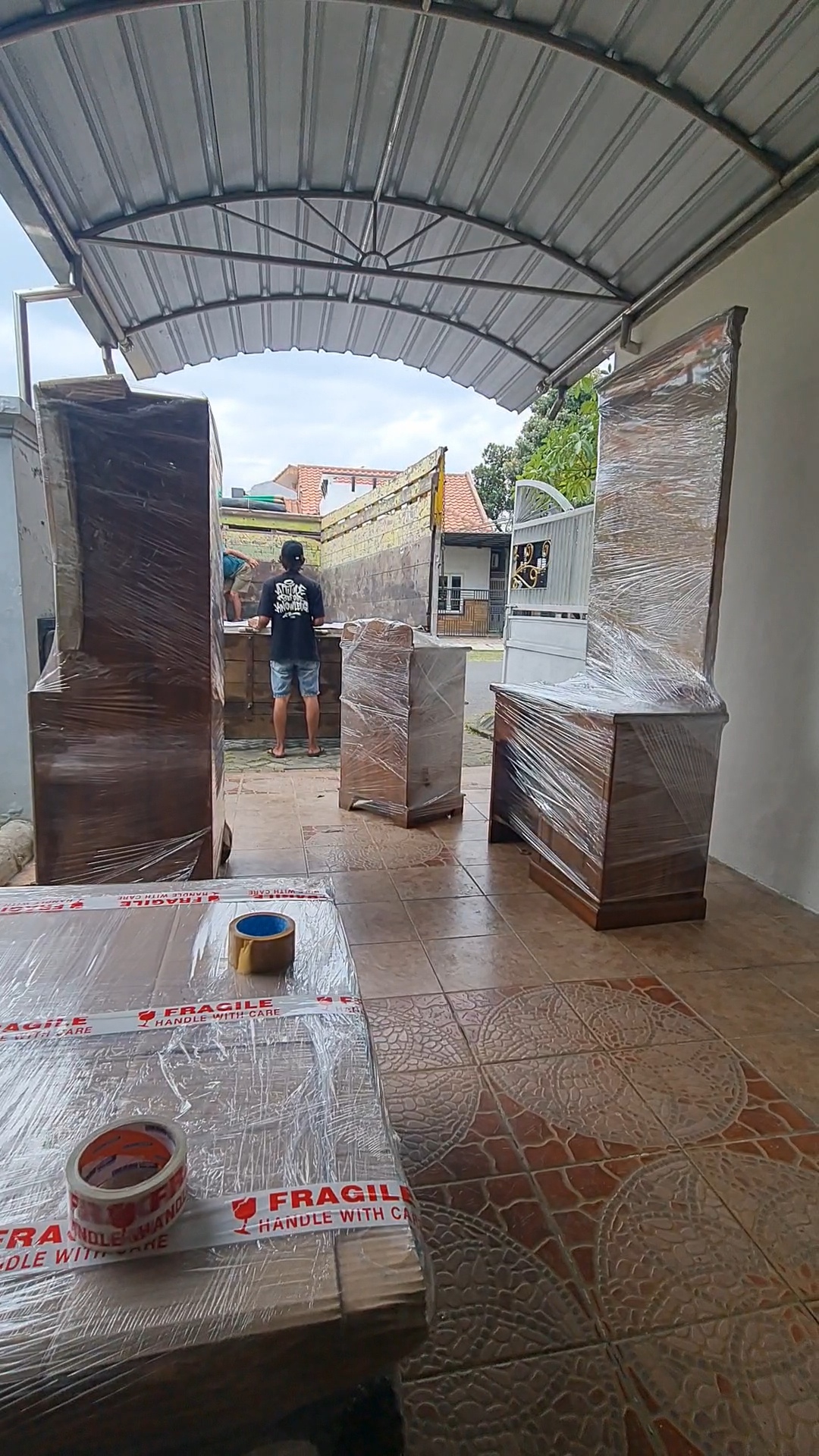 Mover (Jasa Pindahan Rumah, Kantor, dll)