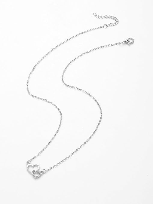 collier en forme de cœur doré pour femme, bijou tendance minimaliste pour un usage quotidien, accessoire tendance pour femme, collier chaîne dorée avec breloque en forme de cœur