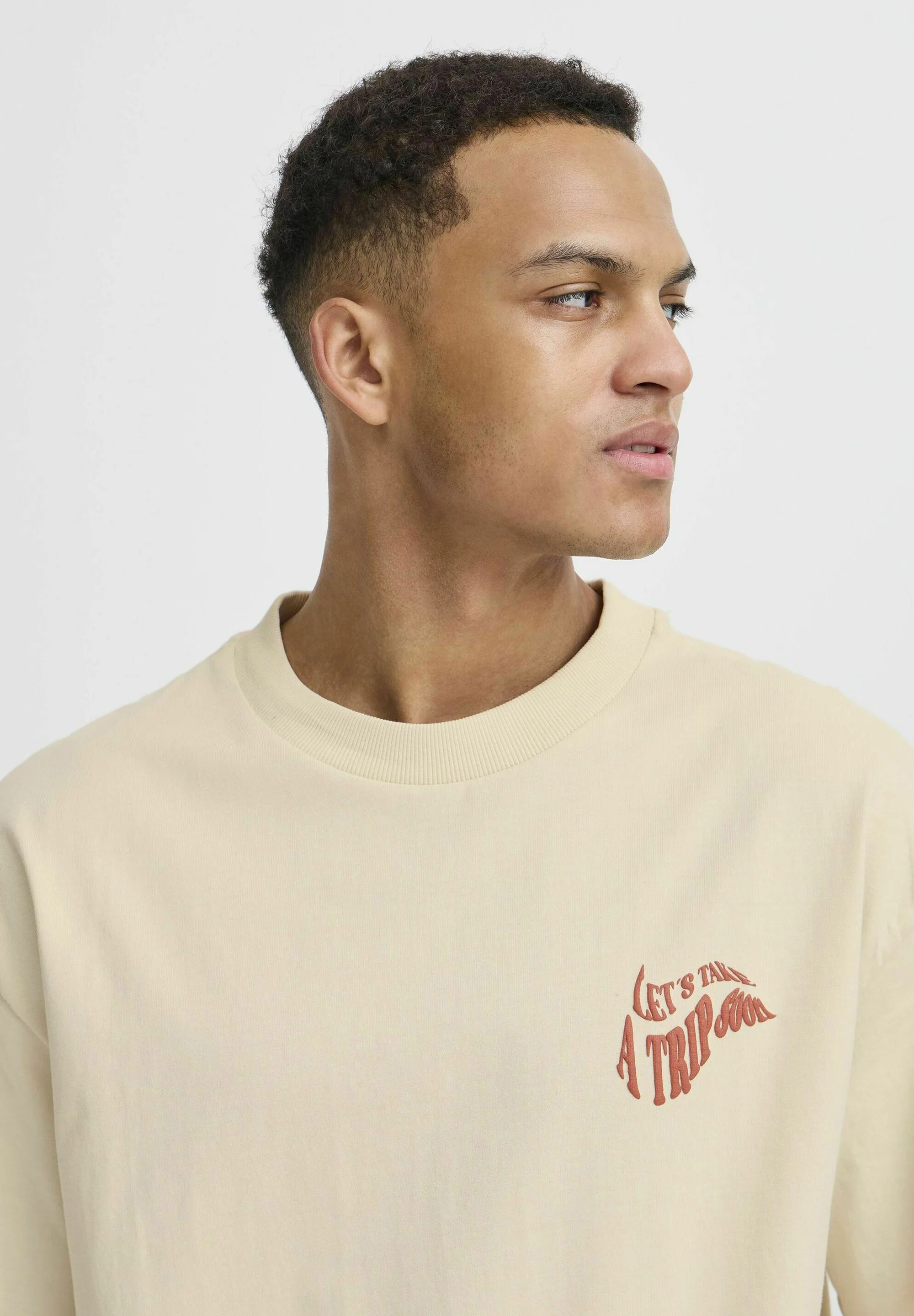 BHJEHON - T-shirt imprimé - bleached sand