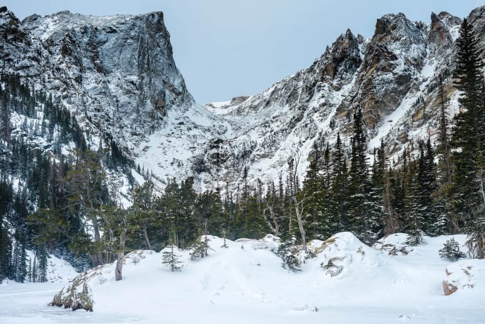 Hallett Over a Walkable Lake — Rocky Mountain National Park, Colorado. Hallett Peak standing over a Dream Lake you could walk straight across, snow-loaded…