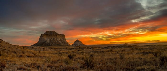 Sunrise At Pawnee Buttes — Pawnee National Grassland, Colorado — Colorado landscape photography by Chris Heaton