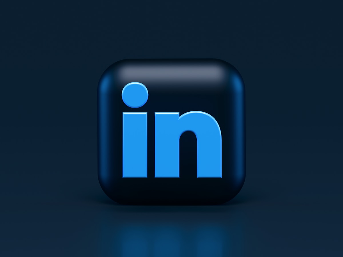 LinkedIn lidera el contenido generado por IA: 1 de cada 4 posts largos son creados por IA