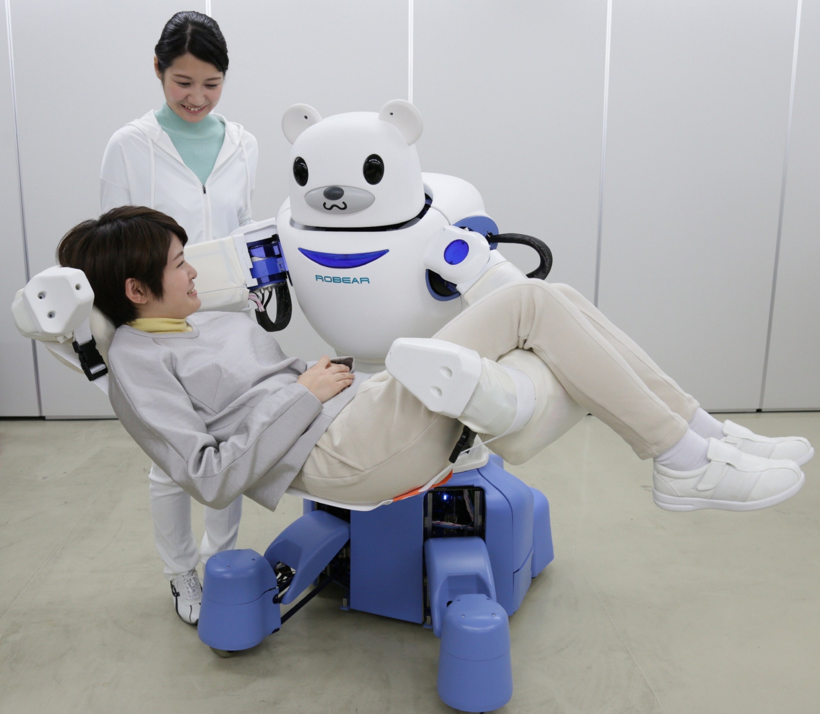 Japón financiará una plataforma nacional de IA física y busca desplegar 10 millones de robots para 2040