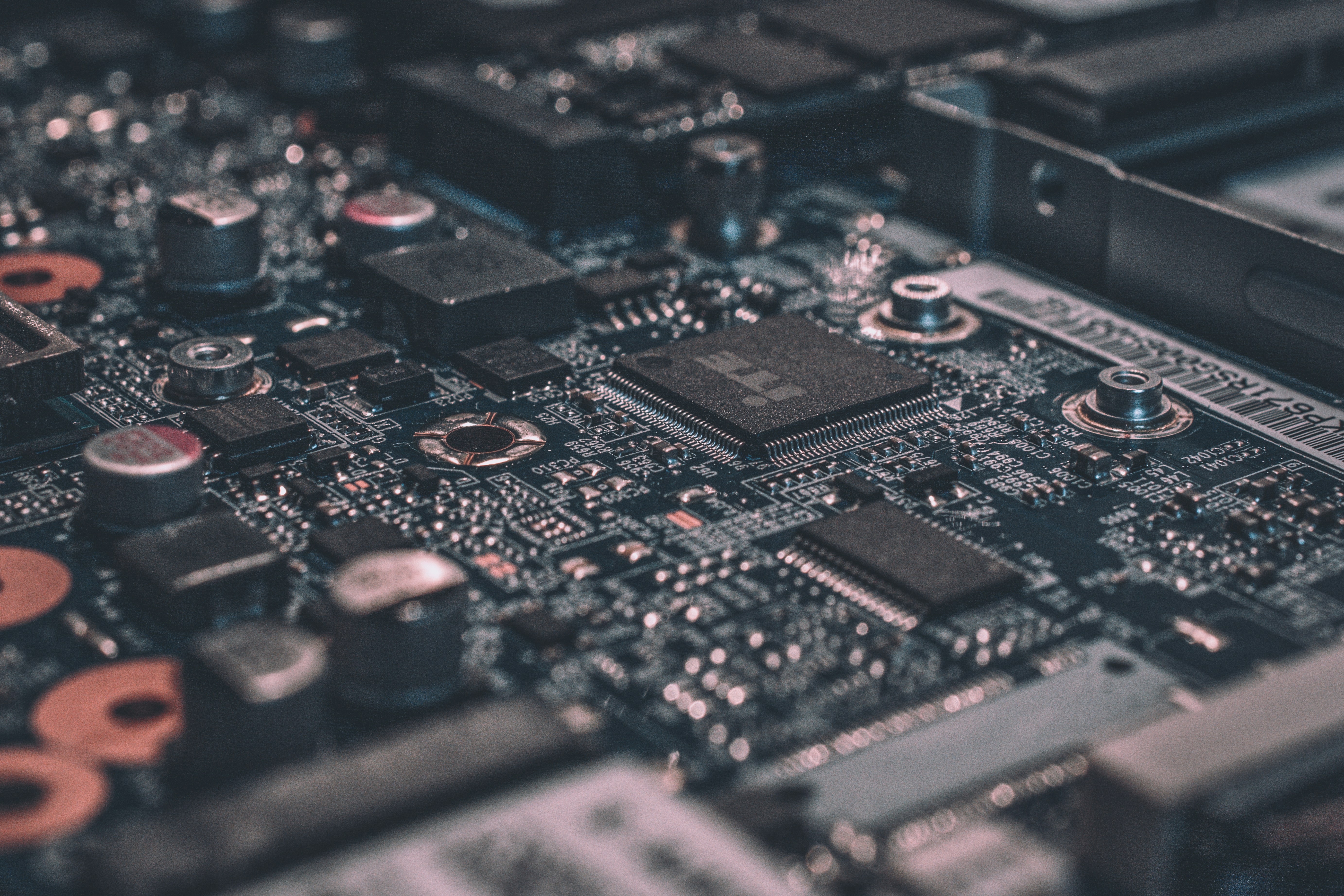Fabricantes de EE. UU., Japón y Corea del Sur compiten por acabar con la escasez de memoria NAND Flash en 2027