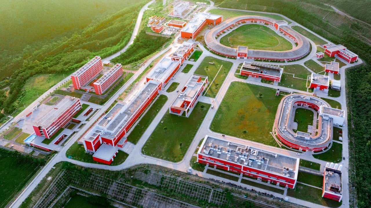 China inaugura el acelerador de partículas más potente del mundo